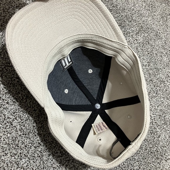 Vintage Tiger Woods Nike Hat Mesh Golf Cap Stretch Flex Fit - Picture 4 of 6